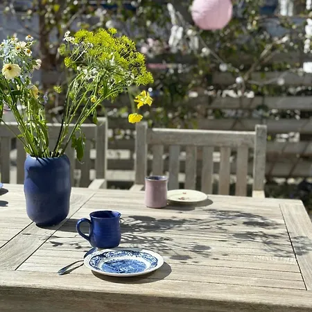 Apartamento In Sandvig Near Sea And Cliffs